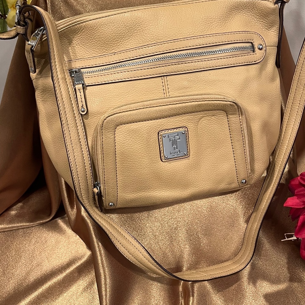 Tignanello Vintage Tan Genuine Pebbled Leather Crossbody Bag